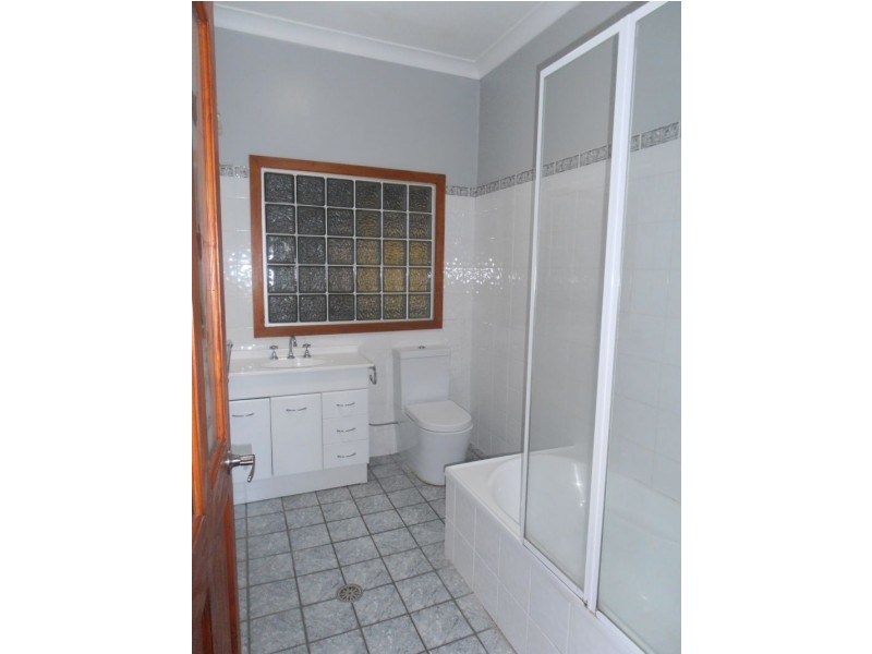 36 Anderson Drive, Tarro NSW 2322