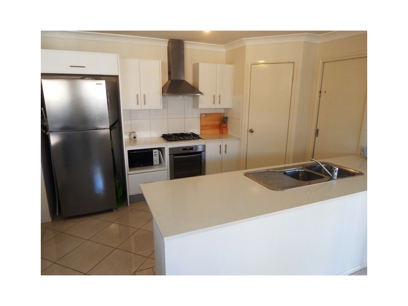 16a Glover Crescent, Metford NSW 2323