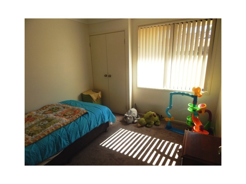 16a Glover Crescent, Metford NSW 2323