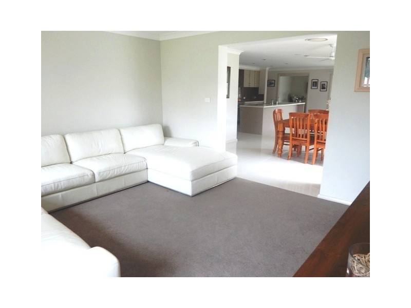 3 Ashmore Close, Ashtonfield NSW 2323