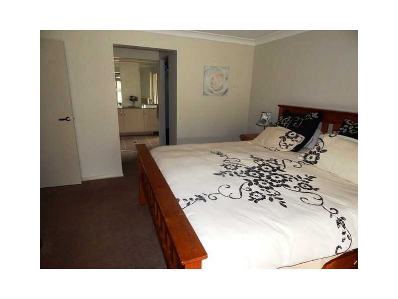 3 Ashmore Close, Ashtonfield NSW 2323