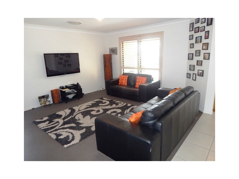 30 Kelly Circle, Rutherford NSW 2320
