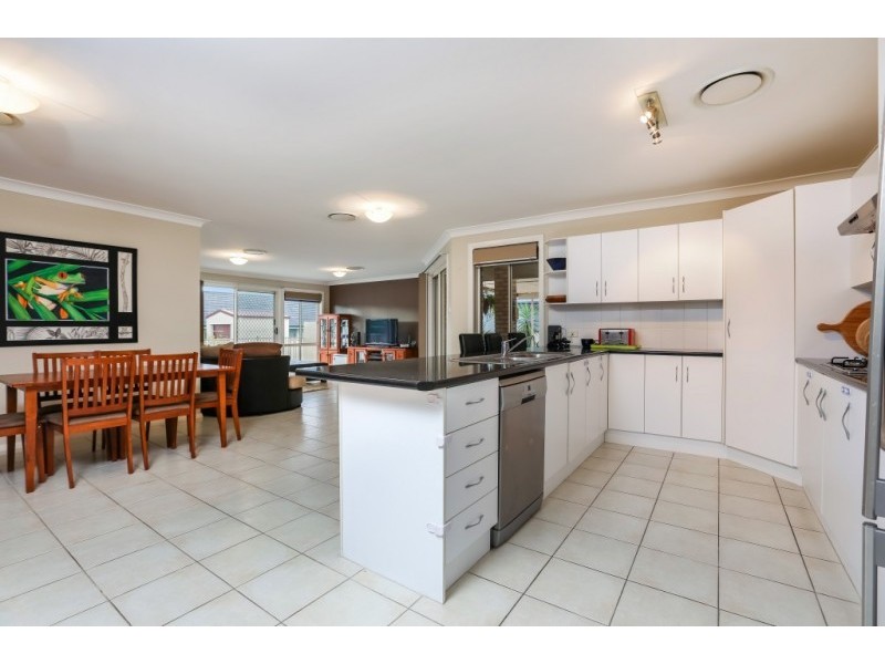 77 Trenchard St, Heddon Greta NSW 2321