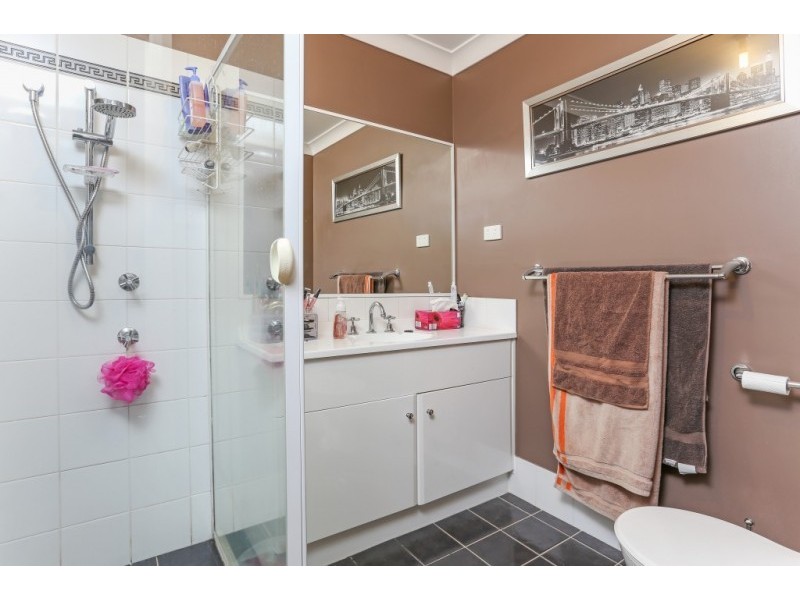 77 Trenchard St, Heddon Greta NSW 2321