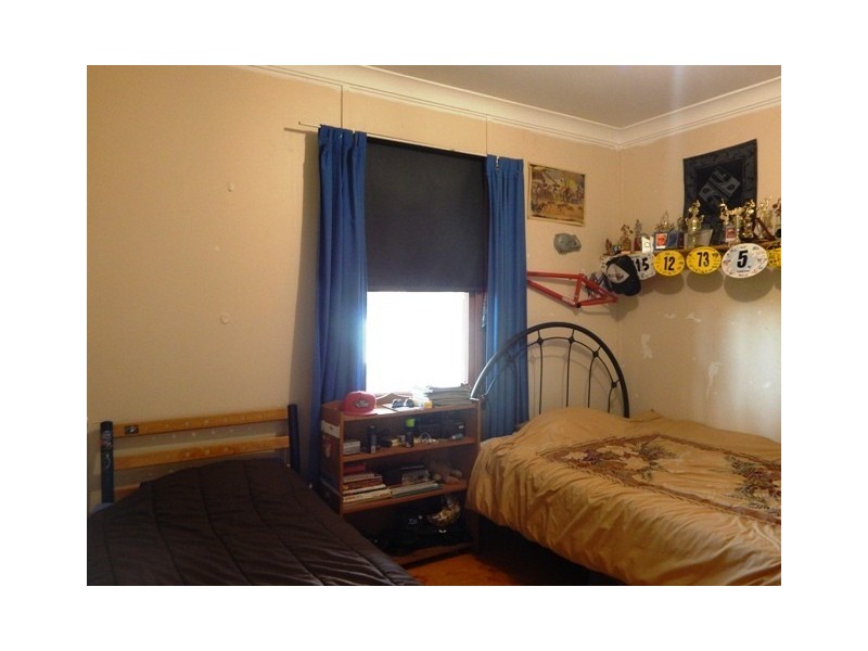 16-18 King St, East Maitland NSW 2323