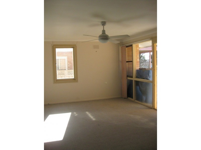 16 Bristol Street, Woodberry NSW 2322