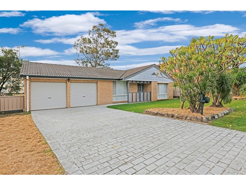 24 Holford Cres, Thornton NSW 2322