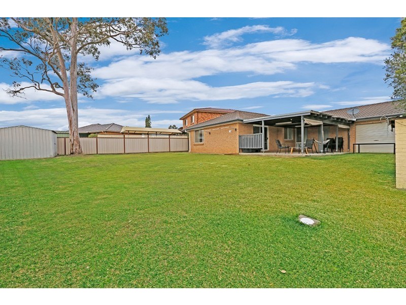 24 Holford Cres, Thornton NSW 2322