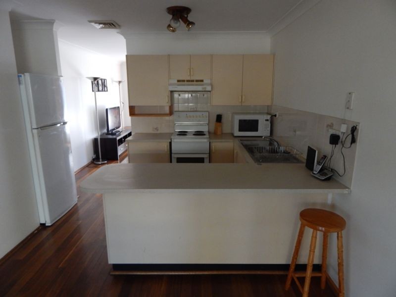 1/90a Anderson Drive, Tarro NSW 2322