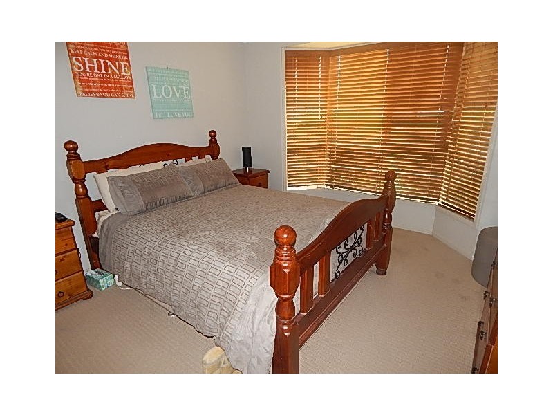 5 Dumont Street, Rutherford NSW 2320