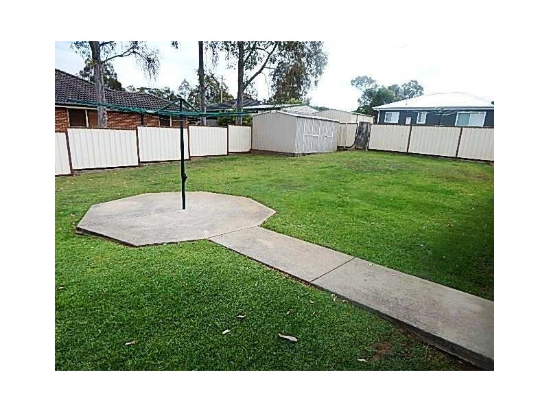 5 Dumont Street, Rutherford NSW 2320