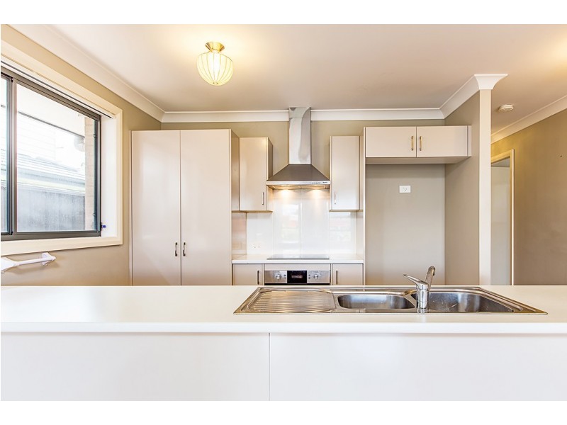 8 Beresford Avenue, Beresfield NSW 2322