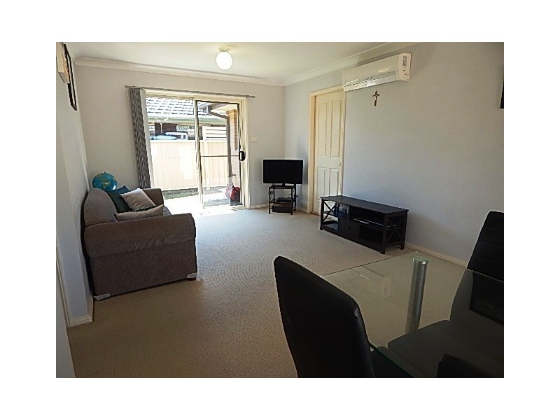 2/56 Lawson Avenue, Beresfield NSW 2322