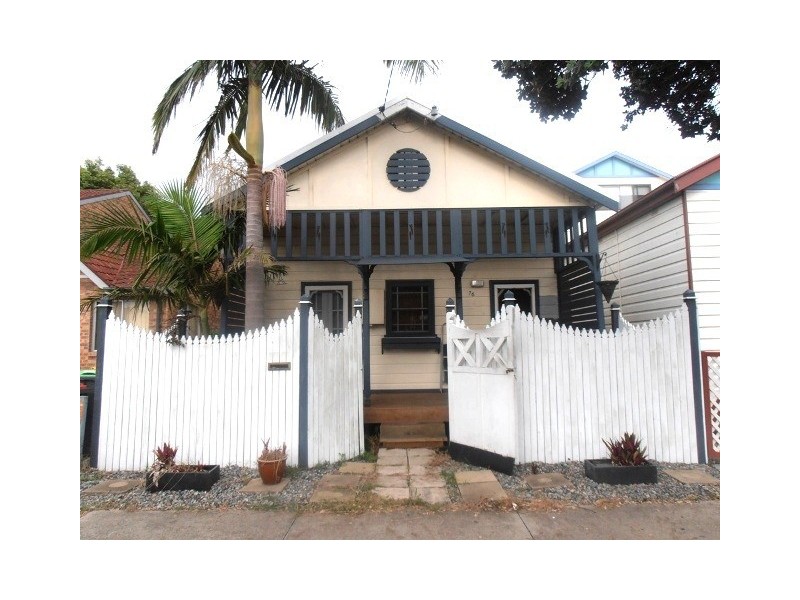 76 Bourke Street, Carrington NSW 2294