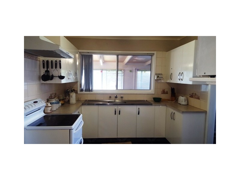 70 Kookaburra Parade, Woodberry NSW 2322