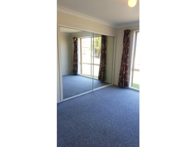 6 Coburn Circuit, Metford NSW 2323