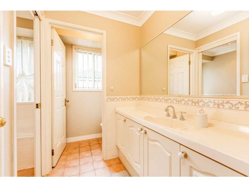 16 Gordon Reeve Close, Raymond Terrace NSW 2324