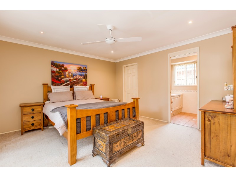 16 Gordon Reeve Close, Raymond Terrace NSW 2324