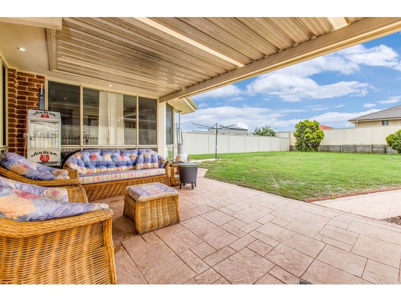 16 Gordon Reeve Close, Raymond Terrace NSW 2324