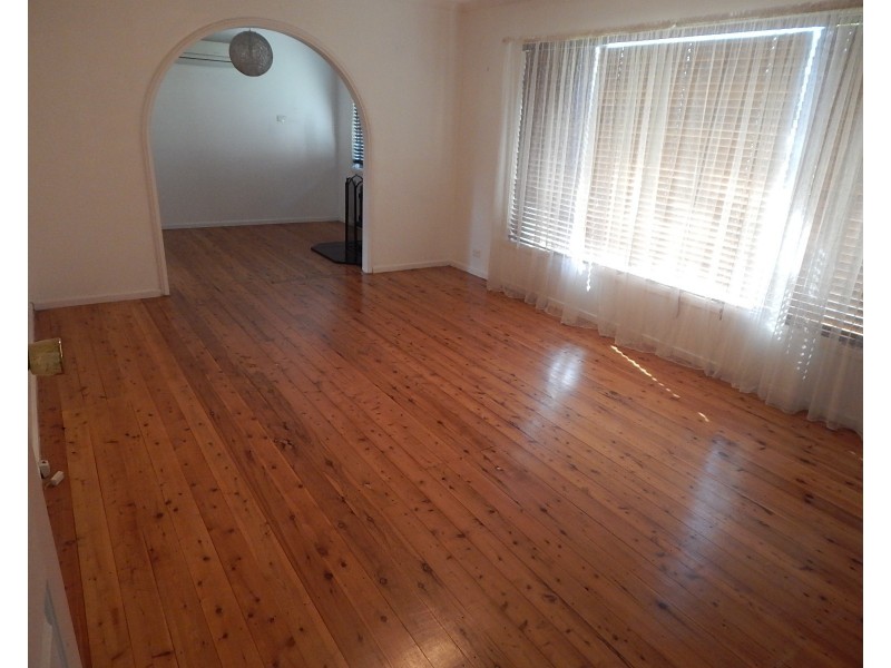 7 Redbill Drive, Woodberry NSW 2322