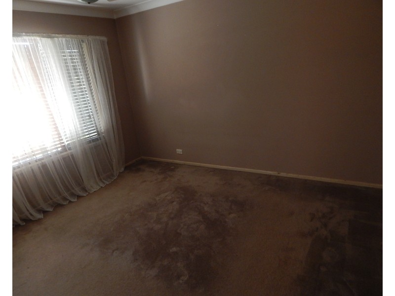 7 Redbill Drive, Woodberry NSW 2322