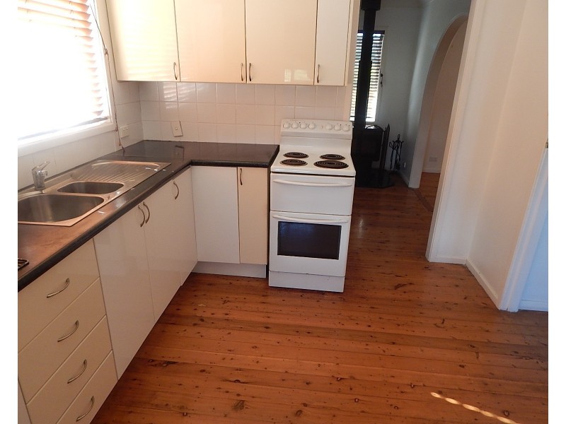 7 Redbill Drive, Woodberry NSW 2322