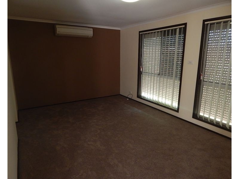 8 Dower Street, Thornton NSW 2322