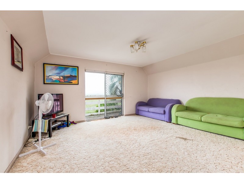 93 Kingstown Rd, Woodberry NSW 2322