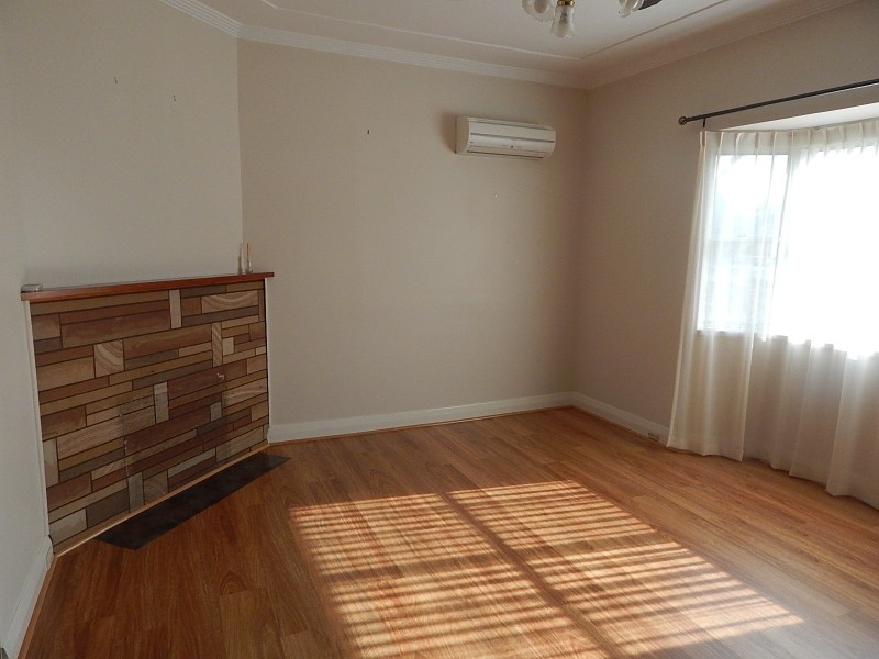 66 Anderson, Tarro NSW 2322