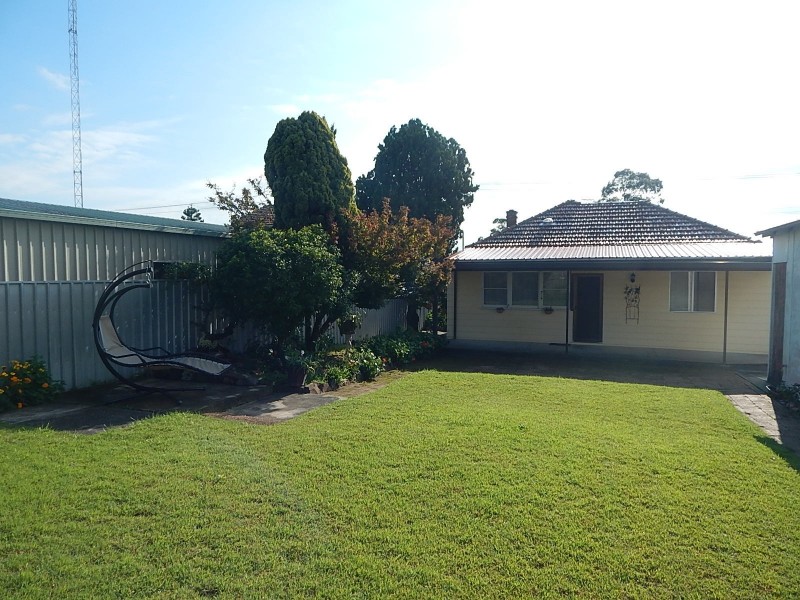 66 Anderson, Tarro NSW 2322
