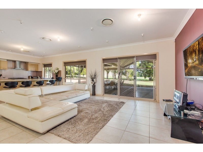 100 Florence Street, Greta NSW 2334