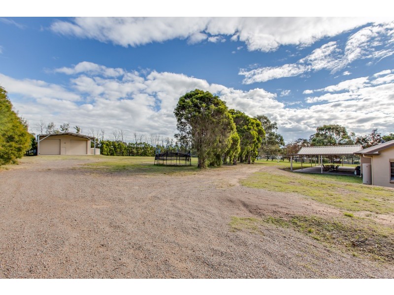 100 Florence Street, Greta NSW 2334