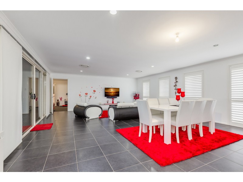 11 Peregrine Close, Aberglasslyn NSW 2320