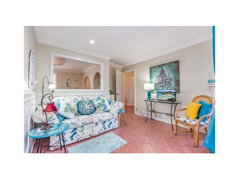 2/24 De Lisle Crescent, Metford NSW 2323