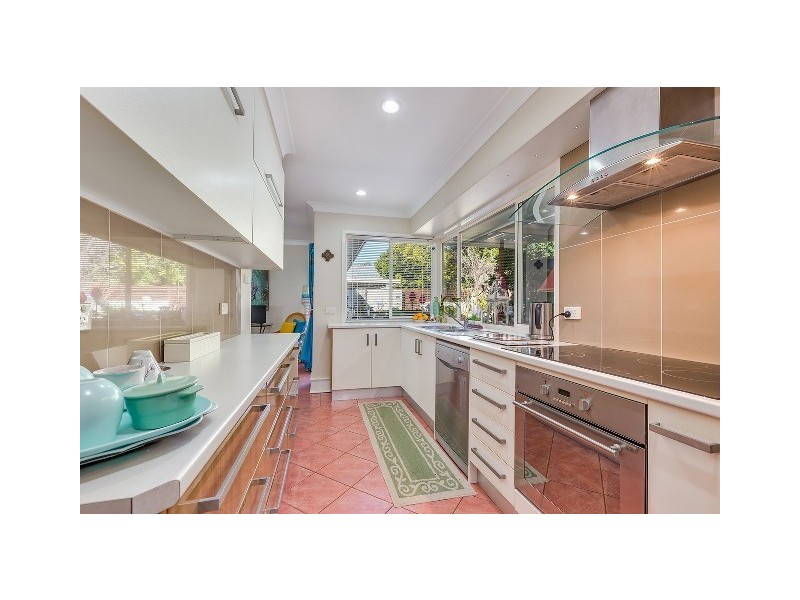 2/24 De Lisle Crescent, Metford NSW 2323