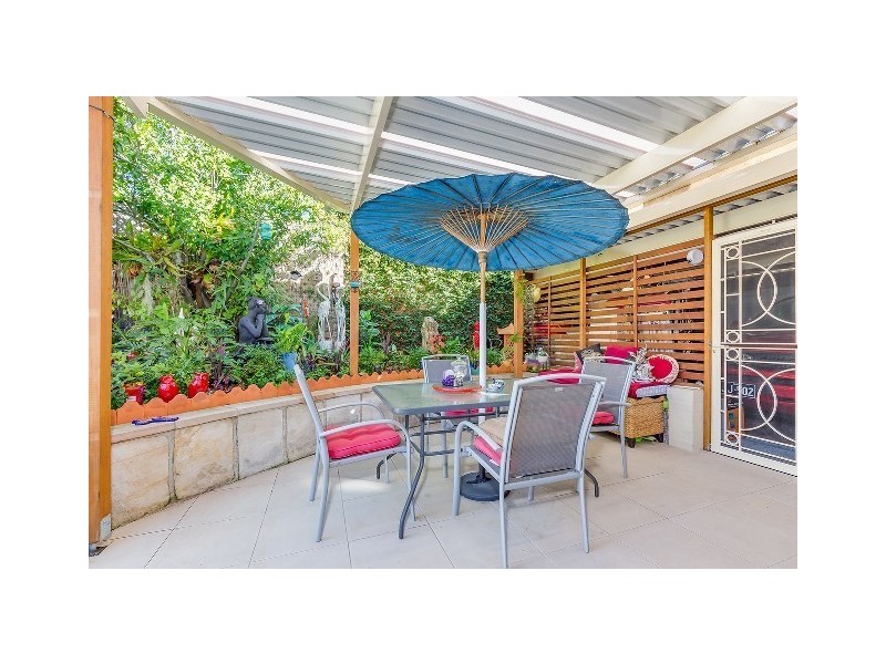 2/24 De Lisle Crescent, Metford NSW 2323