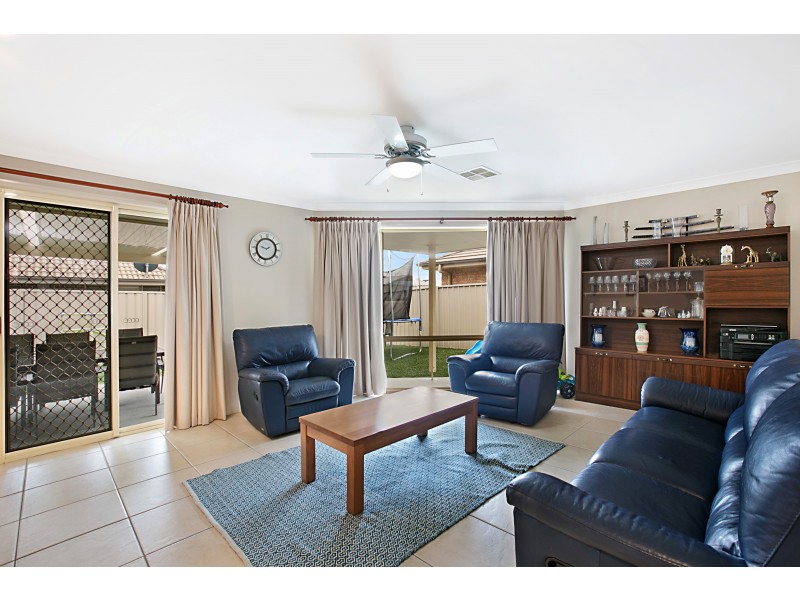 64 Streeton Drive, Metford NSW 2323