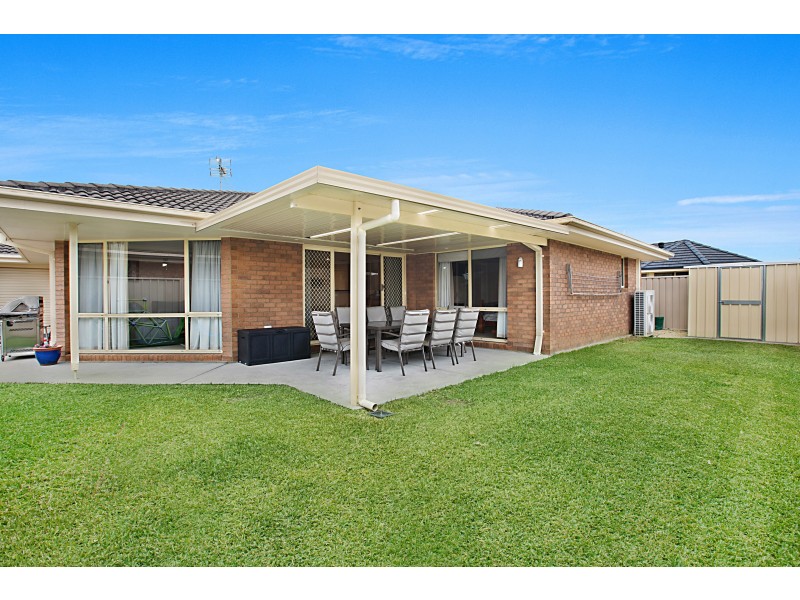 64 Streeton Drive, Metford NSW 2323