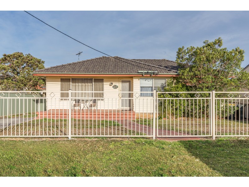 25 Kookaburra Parade, Woodberry NSW 2322