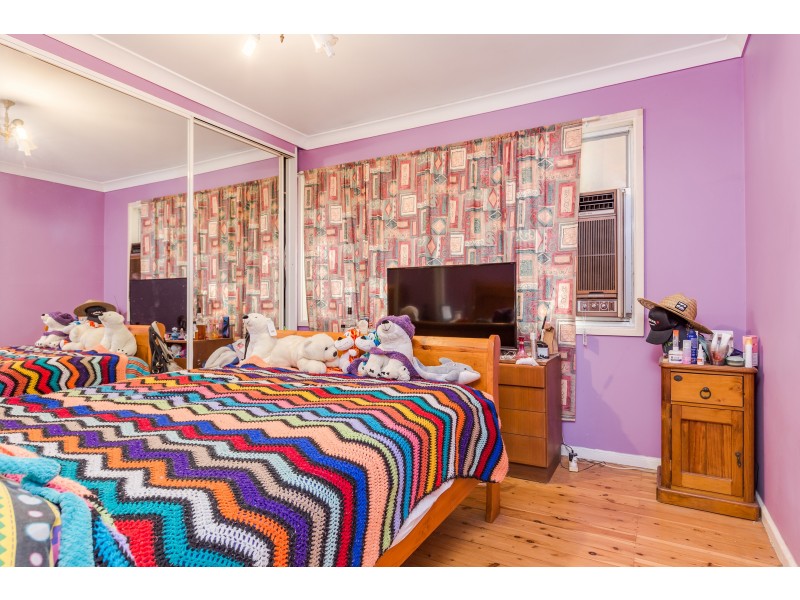 25 Kookaburra Parade, Woodberry NSW 2322