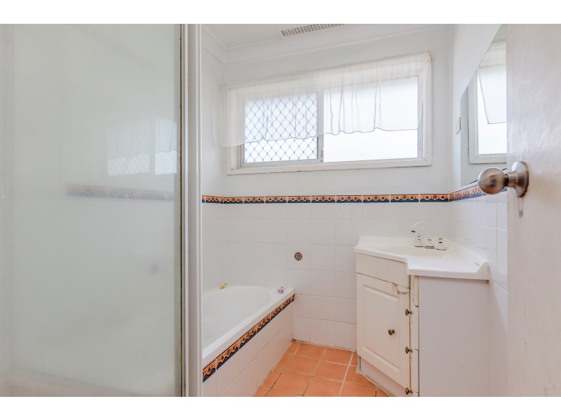 25 Kookaburra Parade, Woodberry NSW 2322