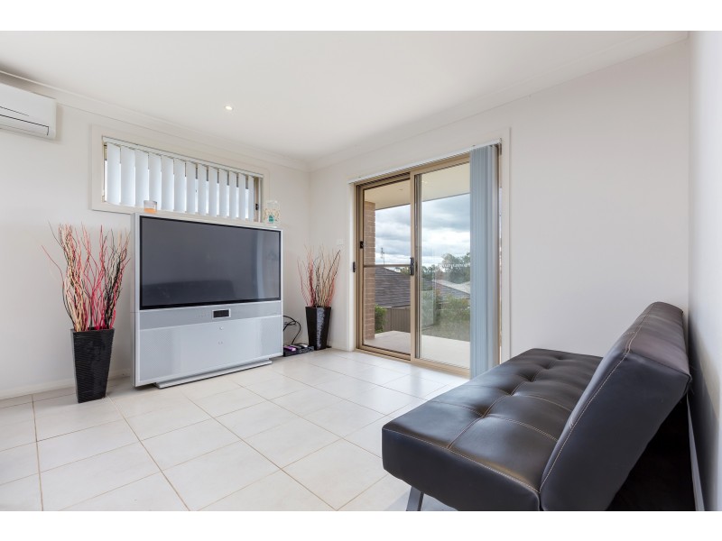 3 Jory Crescent, Raworth NSW 2321