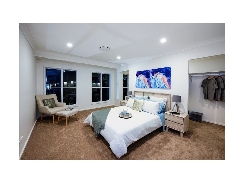 4 Longtail Drive, Chisholm NSW 2322