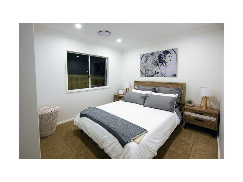4 Longtail Drive, Chisholm NSW 2322