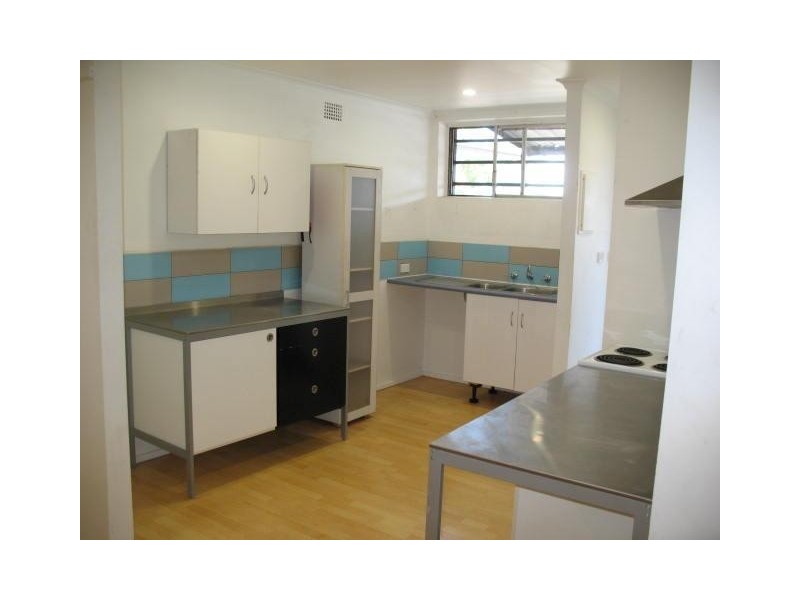 4/10 Lawson Avenue, Beresfield NSW 2322