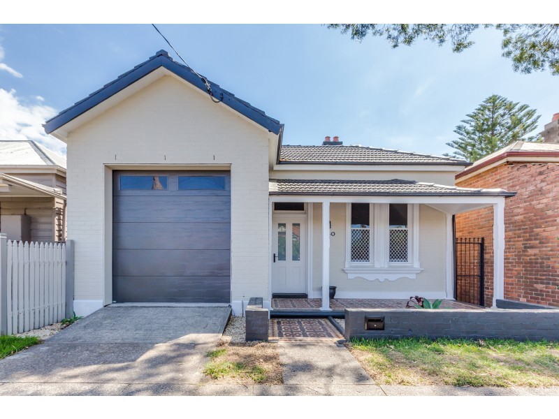 160 Denison Street, Hamilton NSW 2303