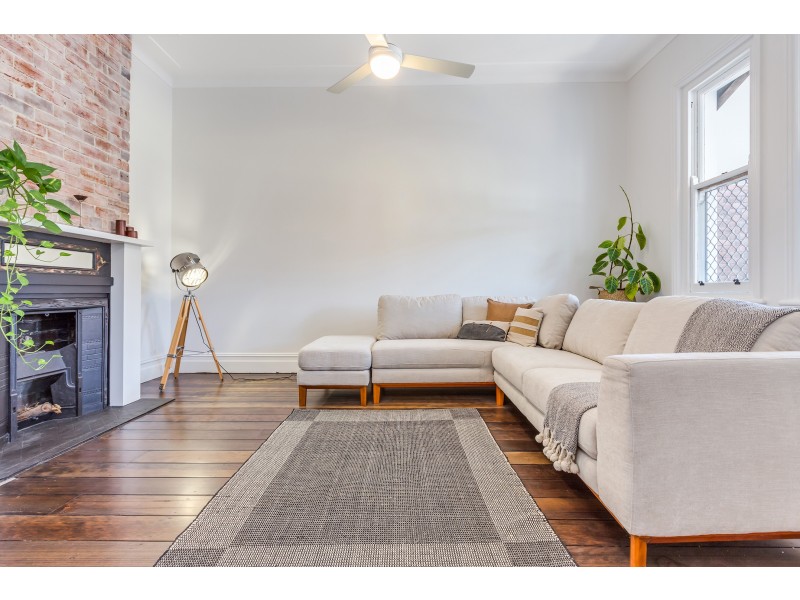 160 Denison Street, Hamilton NSW 2303