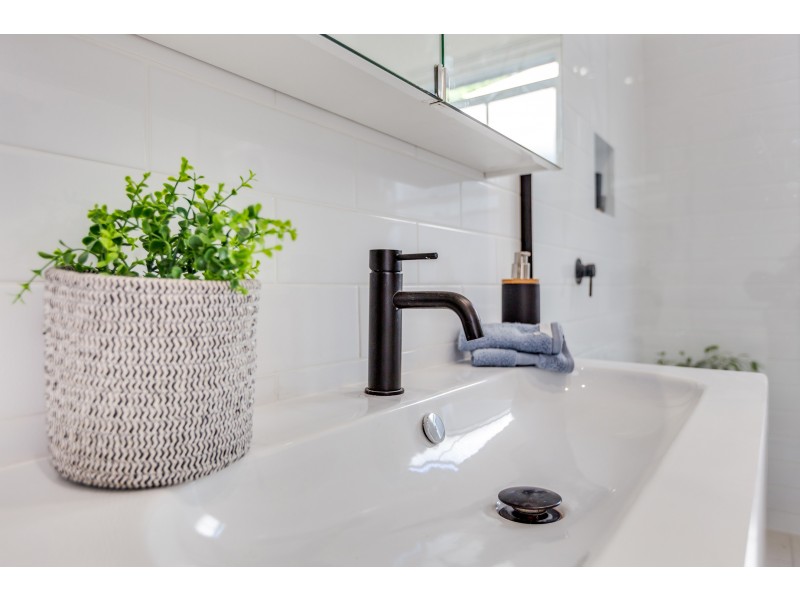 160 Denison Street, Hamilton NSW 2303