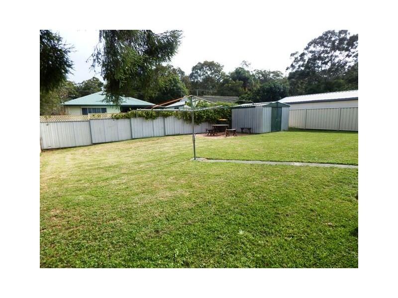 10 Sapphire Drive, Tarro NSW 2322