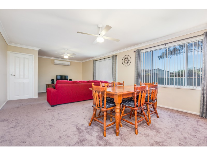 6 Thirlmere Parade, Tarro NSW 2322